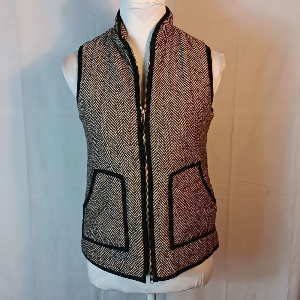 Hemline Mom Herringbone Wool Blend Vest